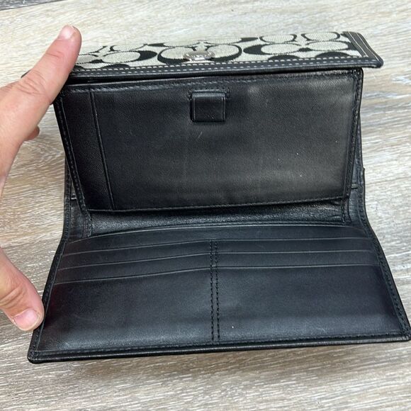 Coach Black and Gray Wallet - Picture 5 of 7